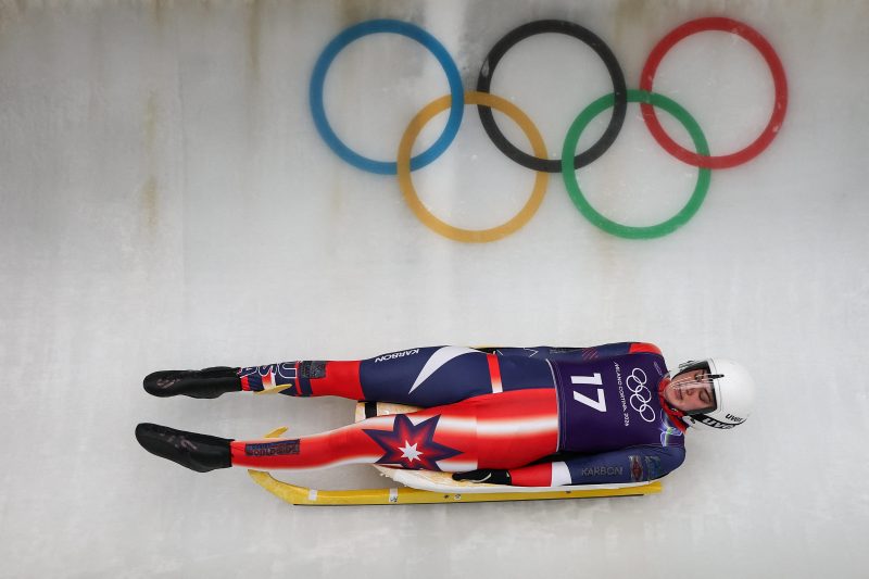 How did Team USA women perform in luge training runs?
